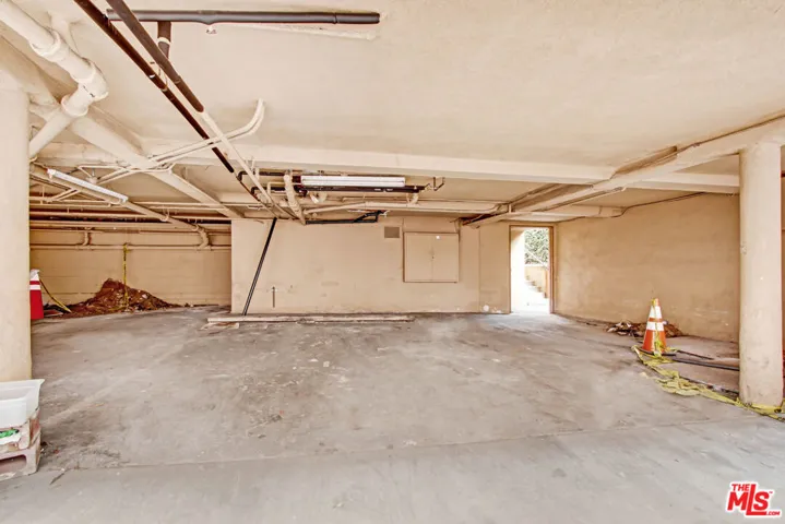 1770 El Cerrito Place, Los Angeles, California 90028