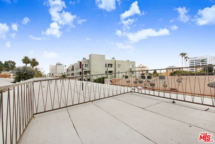 1770 El Cerrito Place, Los Angeles, California 90028