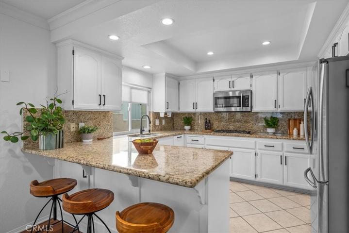 1913 Ruhland Avenue Unit B, Redondo Beach, California 90278