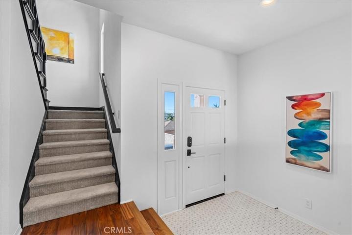 Entrance and staircase.