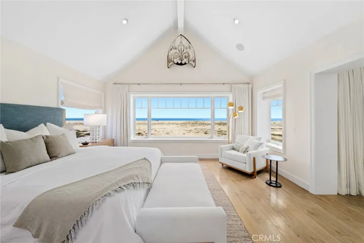 1217 E Balboa Boulevard, Newport Beach, California 92661