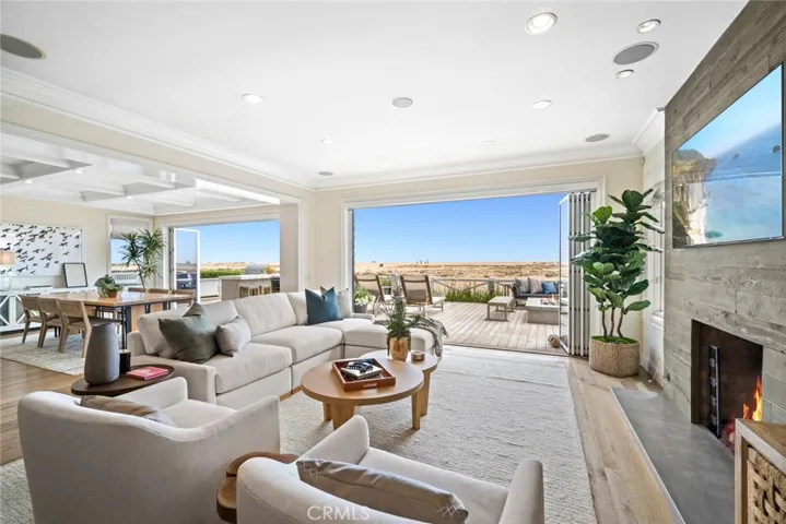1217 E Balboa Boulevard, Newport Beach, California 92661