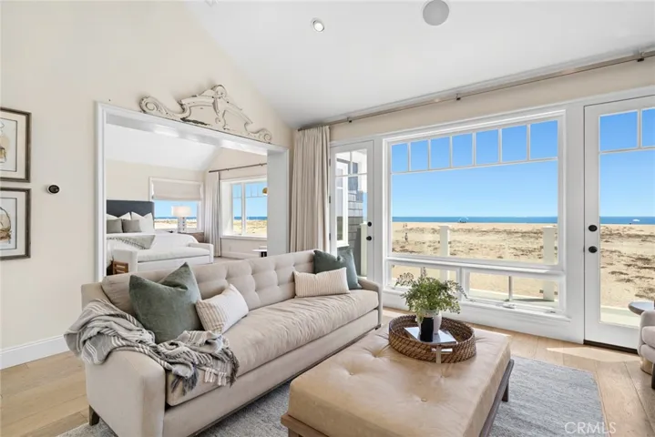1217 E Balboa Boulevard, Newport Beach, California 92661