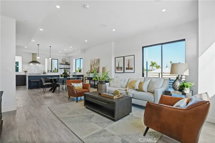 15317 W Lemay, Van Nuys, California 91411