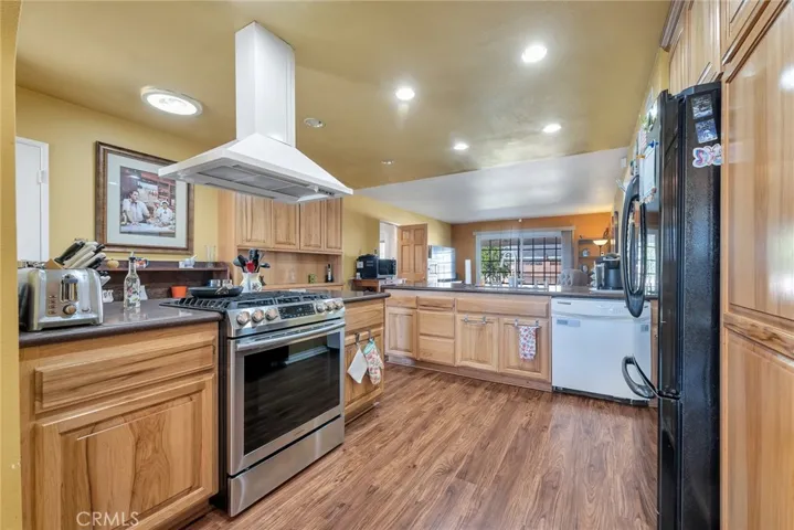 19607 Delight Street, Canyon Country, California 91351