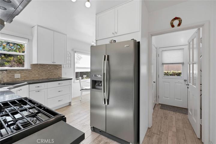 606 Roselli Street, Burbank, California 91501