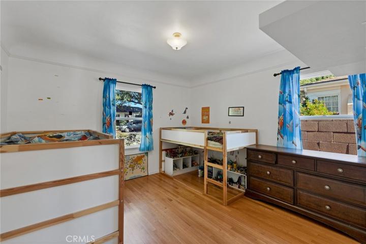 606 Roselli Street, Burbank, California 91501