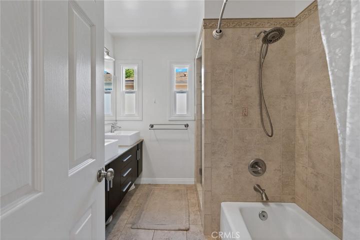 606 Roselli Street, Burbank, California 91501