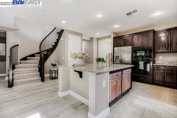 3014 Tampico Dr, Pittsburg, California 94565