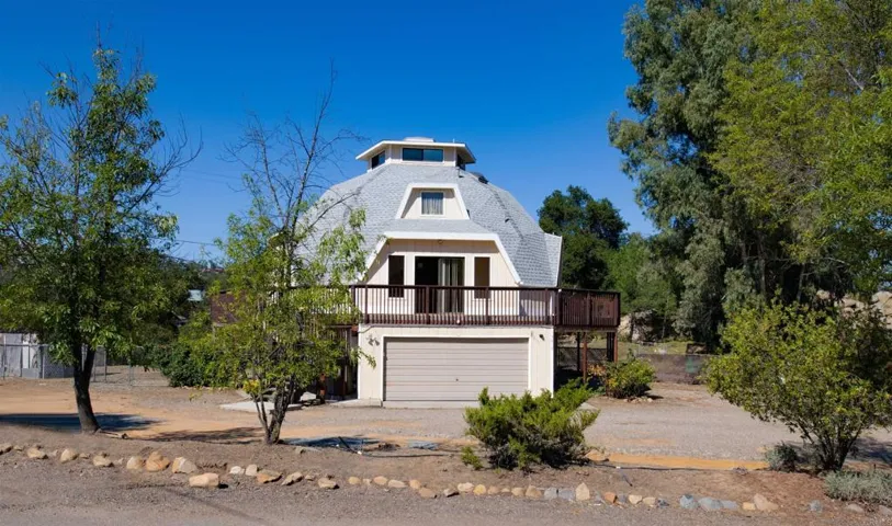 15810 Rosemont Lane, Ramona, California 92065
