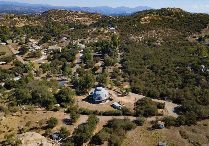 15810 Rosemont Lane, Ramona, California 92065