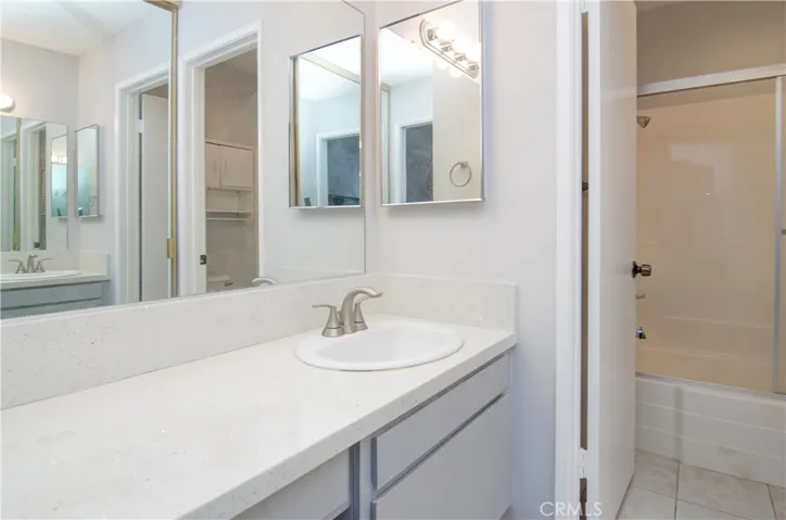 8566 Van Ness Court 22e, Huntington Beach, California 92646