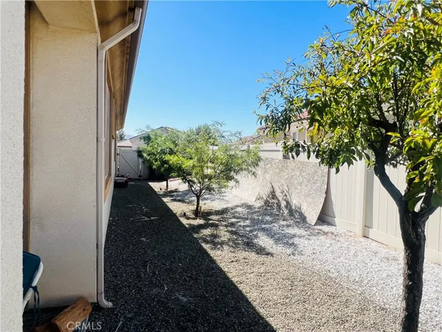 19690 Lucaya Court, Apple Valley, California 92308