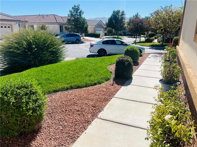 19690 Lucaya Court, Apple Valley, California 92308