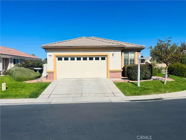 19690 Lucaya Court, Apple Valley, California 92308
