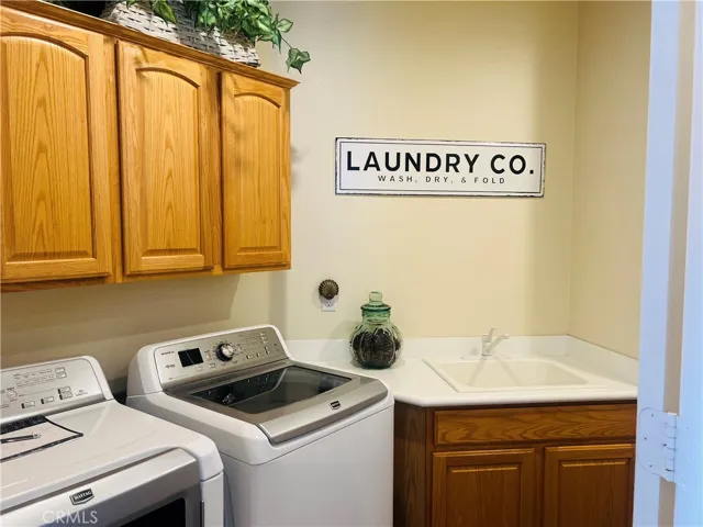 19690 Lucaya Court, Apple Valley, California 92308