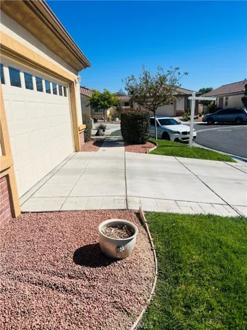 19690 Lucaya Court, Apple Valley, California 92308