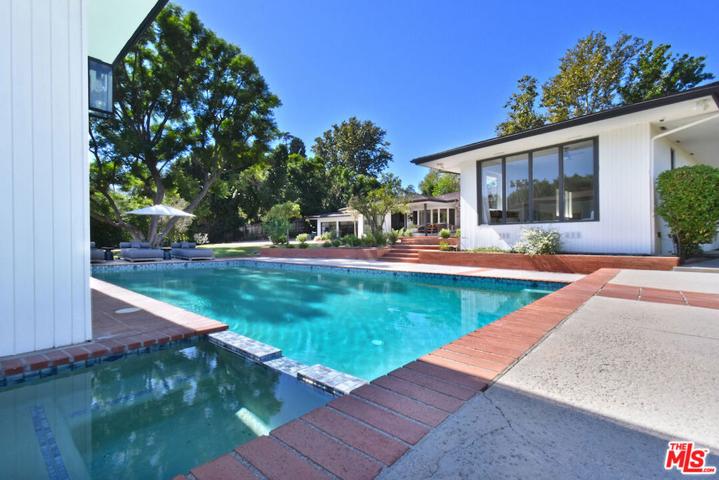 4678 White Oak Avenue, Encino, California 91316