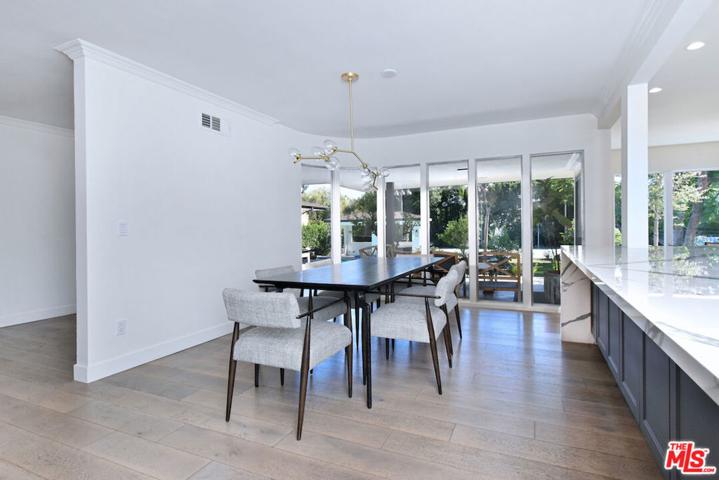 4678 White Oak Avenue, Encino, California 91316