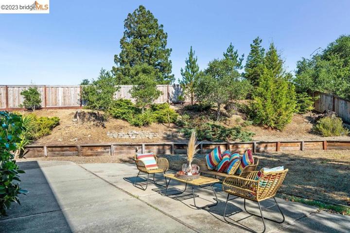 7 Snowdrift Ct, Richmond, California 94803