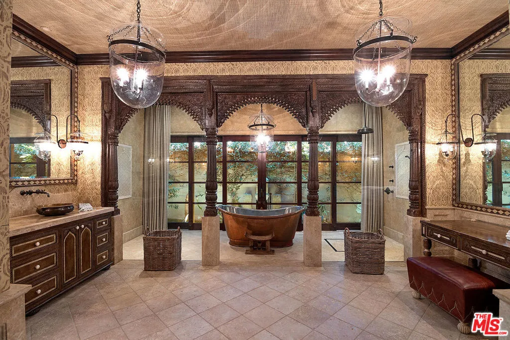 24834 Pacific Coast Highway, Malibu, California 90265 home-pic-10