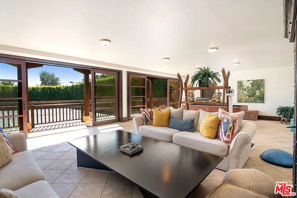 24834 Pacific Coast Highway, Malibu, California 90265 home-pic-34
