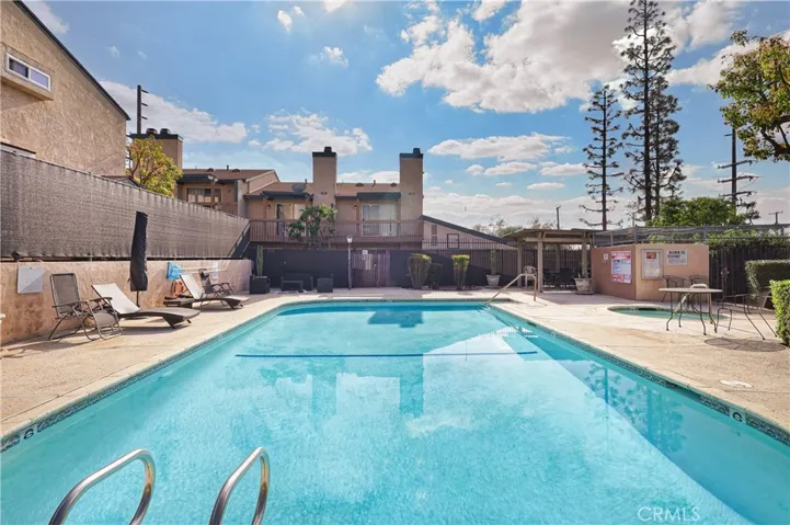14927 Leffingwell Road 22, Whittier, California 90604