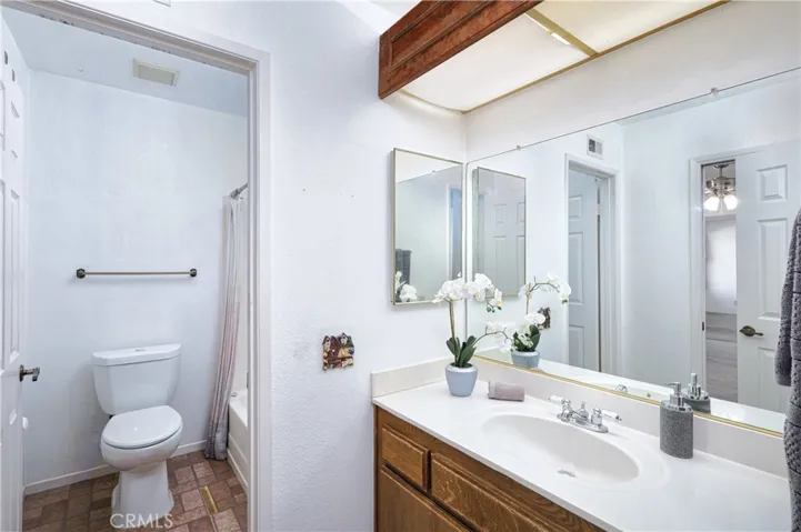 14927 Leffingwell Road 22, Whittier, California 90604