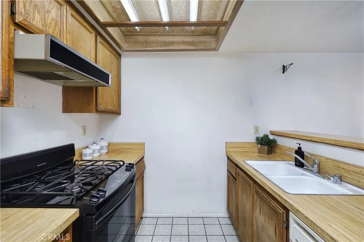 14927 Leffingwell Road 22, Whittier, California 90604