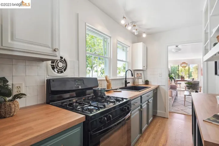5709 Sacramento Ave, Richmond, California 94804