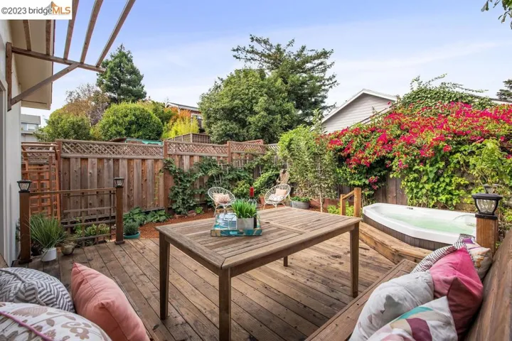 5709 Sacramento Ave, Richmond, California 94804