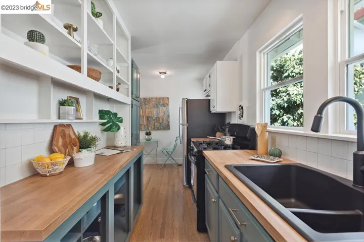 5709 Sacramento Ave, Richmond, California 94804
