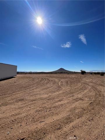 21050 Cordova Road, Apple Valley, California 92307