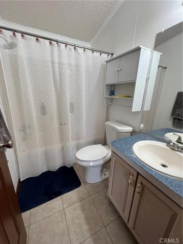 Hallway bath