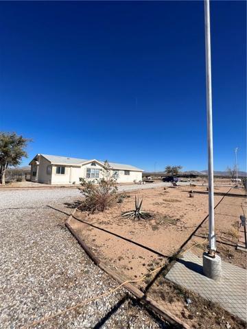 21050 Cordova Road, Apple Valley, California 92307