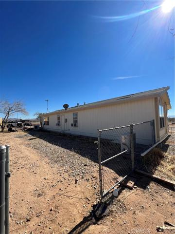 21050 Cordova Road, Apple Valley, California 92307