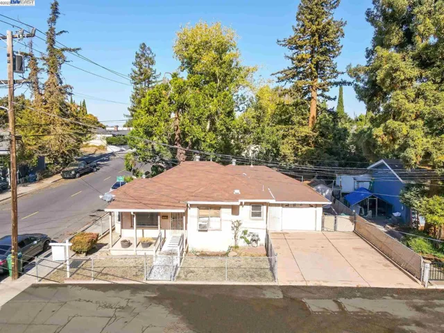 22850 5th St, Hayward, California 94541