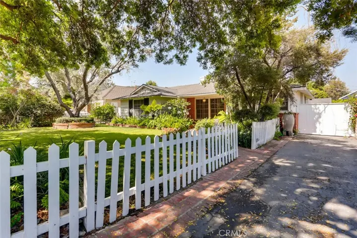 4023 Goodland Place, Studio City, California 91604