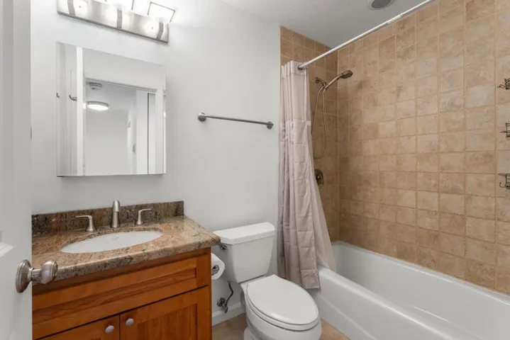 99 E Middlefield Road 41, Mountain View, California 94043