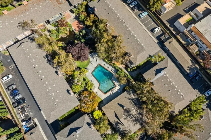 99 E Middlefield Road 41, Mountain View, California 94043
