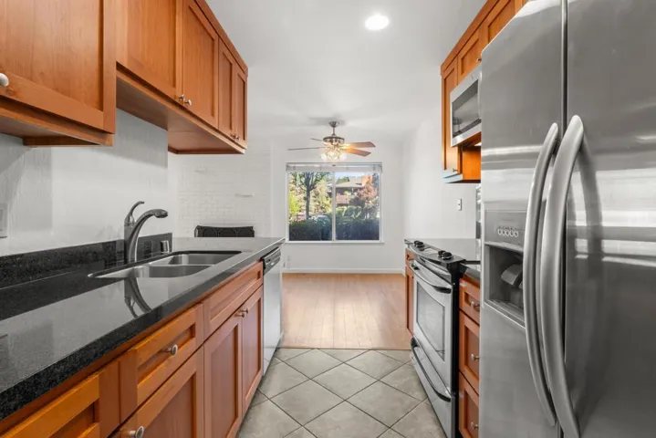 99 E Middlefield Road 41, Mountain View, California 94043