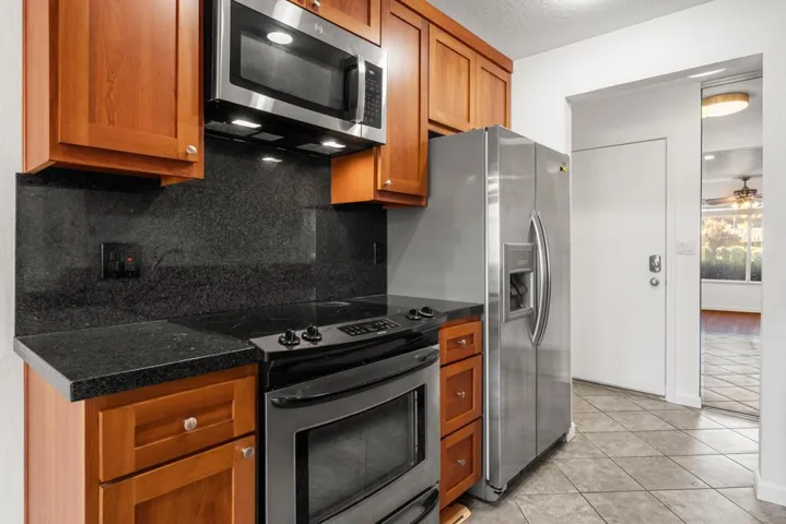 99 E Middlefield Road 41, Mountain View, California 94043