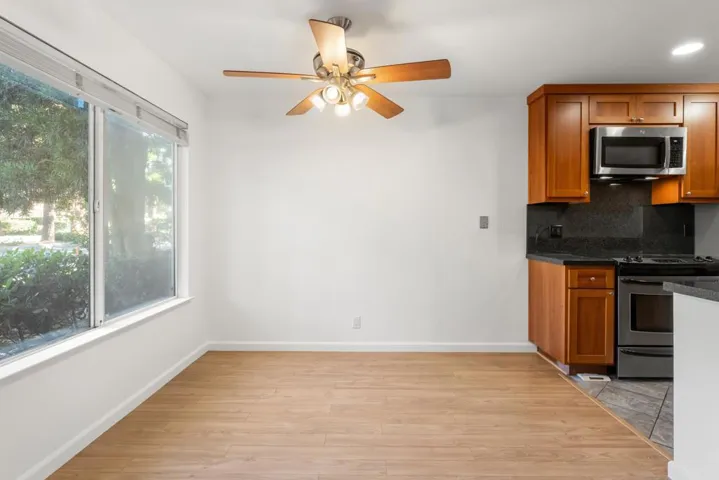 99 E Middlefield Road 41, Mountain View, California 94043