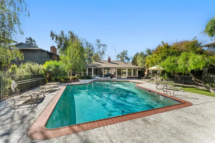 99 E Middlefield Road 41, Mountain View, California 94043