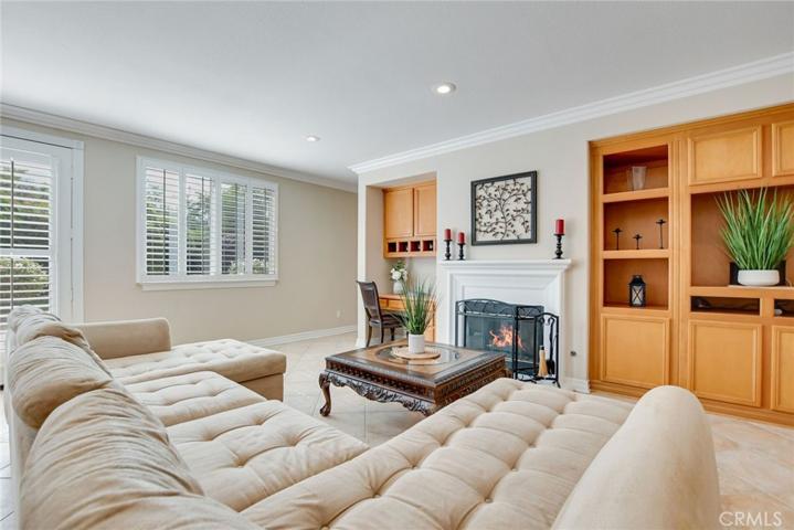 336 Villafranca Street, Corona, California 92879
