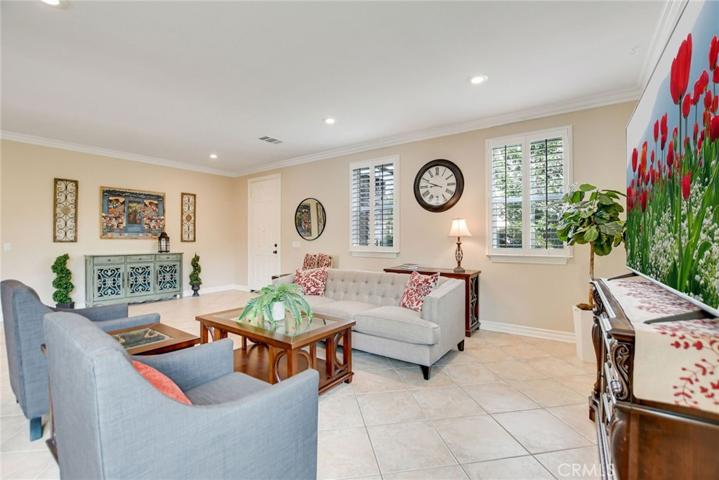 336 Villafranca Street, Corona, California 92879
