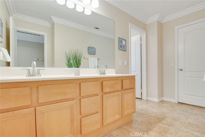 336 Villafranca Street, Corona, California 92879