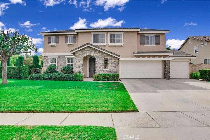 336 Villafranca Street, Corona, California 92879