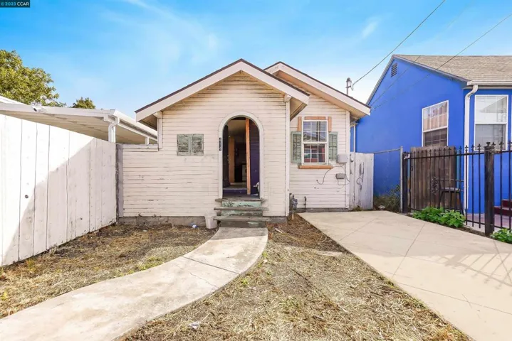 414 Douglas Ave, Oakland, California 94603