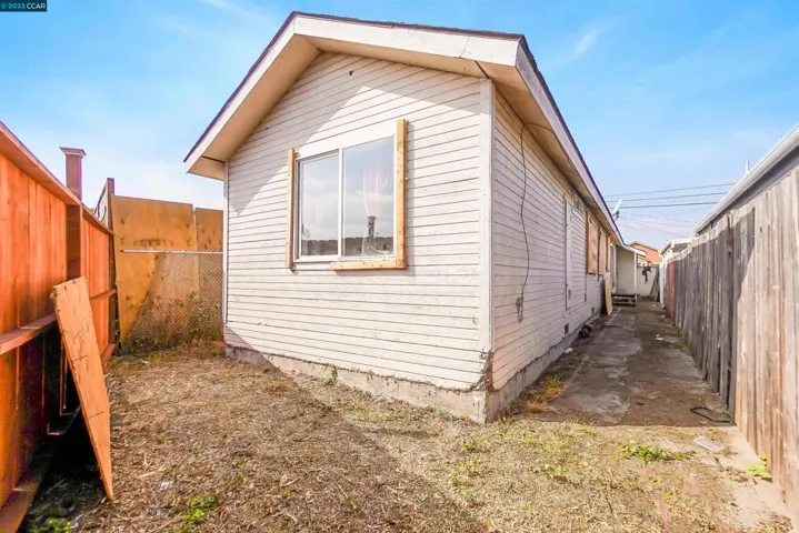 414 Douglas Ave, Oakland, California 94603